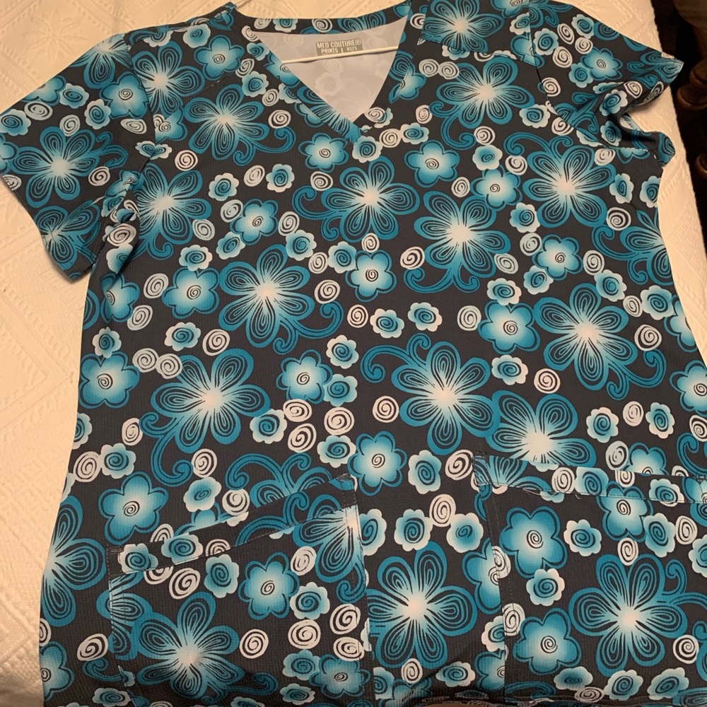Women’s Scrub Top